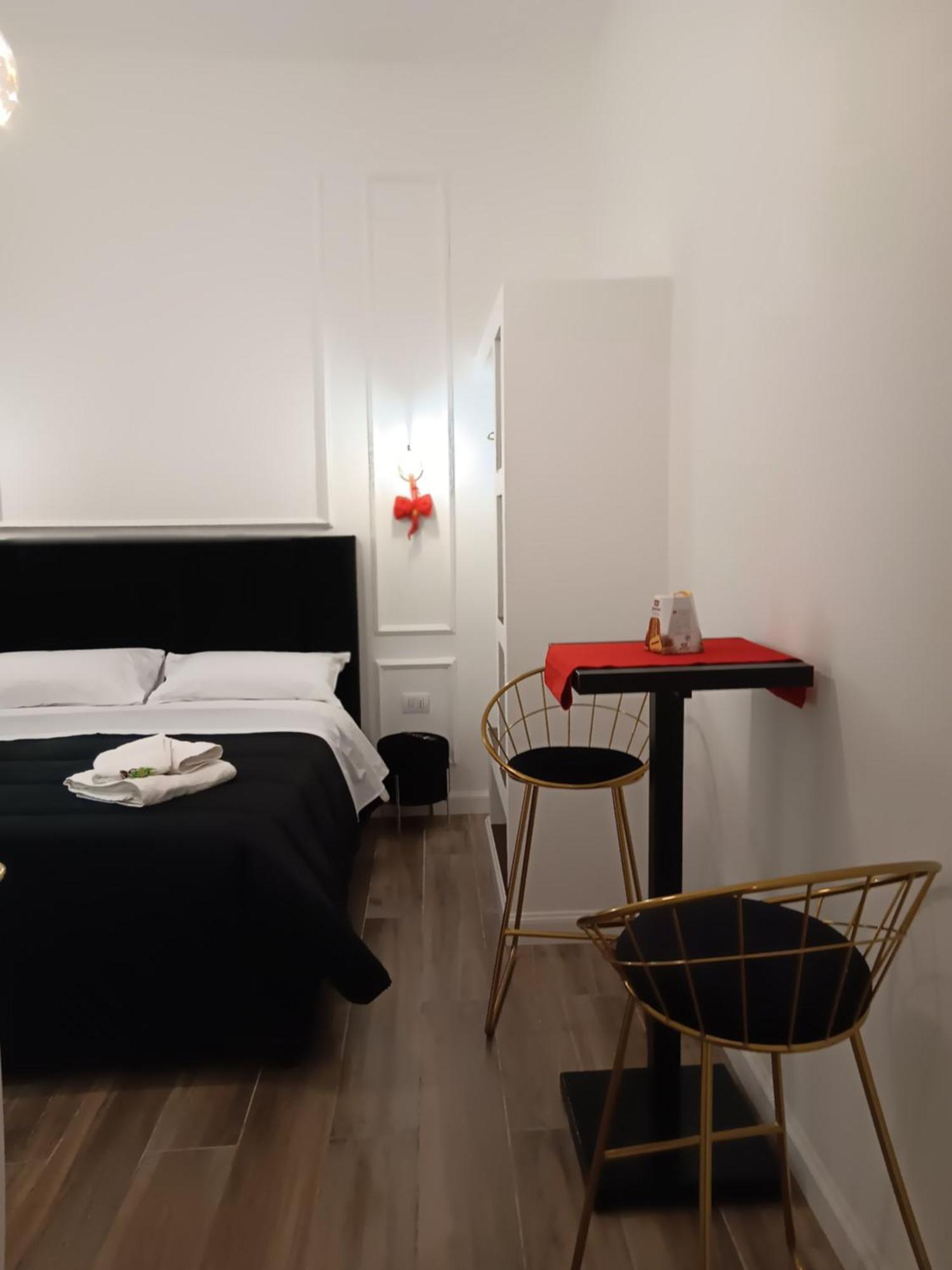 La Maison Di Luche' Lejlighed Napoli Eksteriør billede